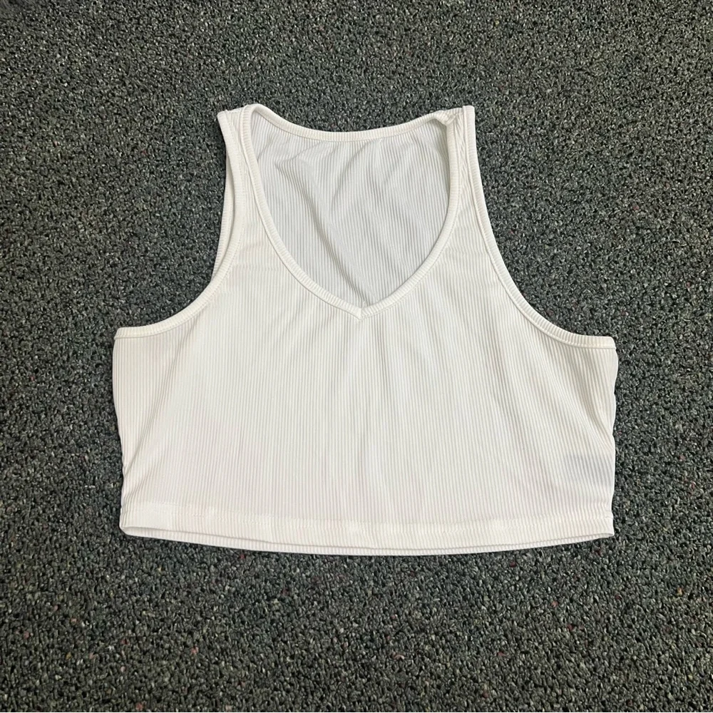 SHEIN White High Neck V-Neck Cropped Basic Ribbed Tank Top Casual Cute Shirt M - Picture 5 of 13